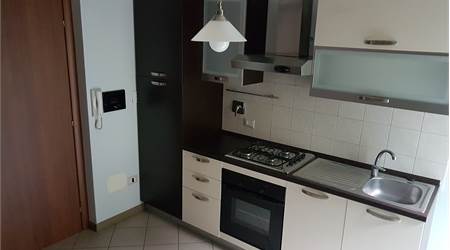 PINEROLO NUOVO bilocale arredato TERM. con p.auto