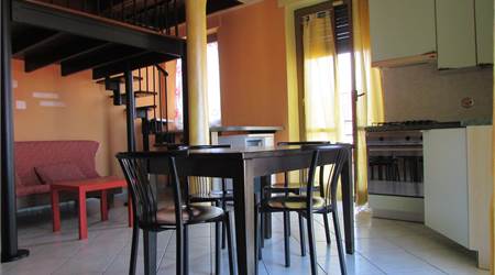 PINEROLO, monolocale arredato con soppalco