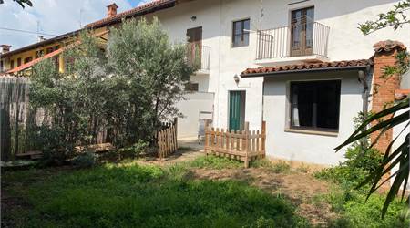 PINEROLO, casetta con giardino TERMOAUTONOMO