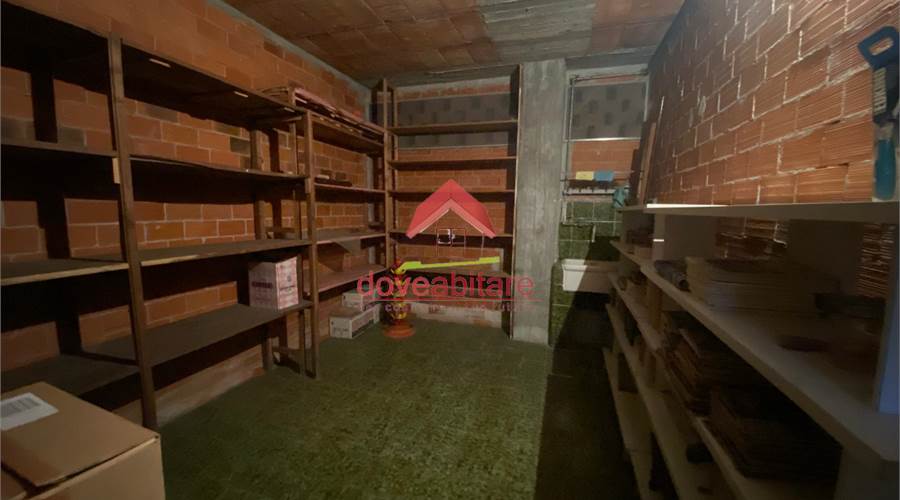 cantina con lavandino