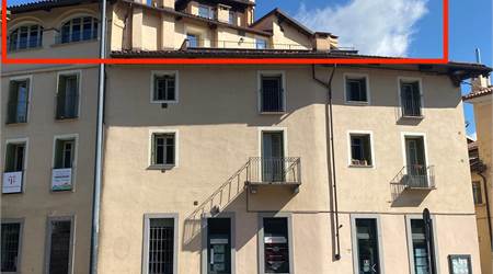 PINEROLO CENTRO ESCLUSIVO ATTICO. Termoautonomo